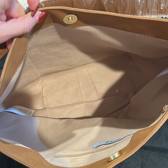 NWT Justfab slouchy hobo shoulder bag in camel - Picture 5 of 6